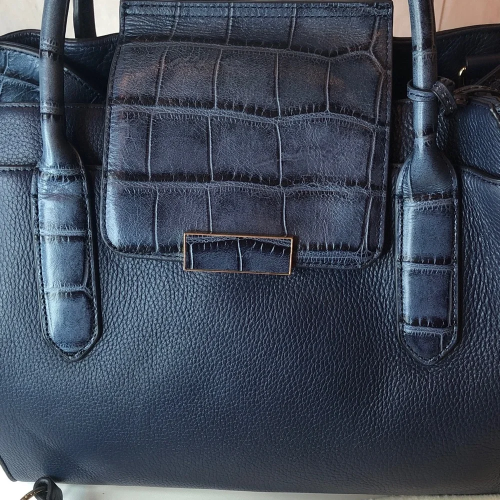 NWOT G.I.L.I. Navy Leather Croc Embossed Satchel Crossbody Bag